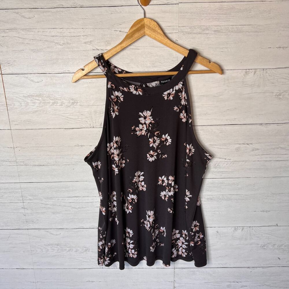 Torrid Tank Womens Size 1 / [14-16] Studio Knit High Neck Keyhole Back Floral